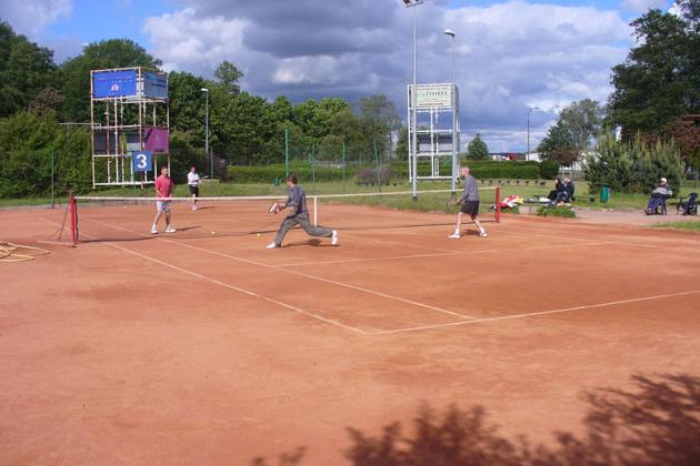 Na kortach turniejowo