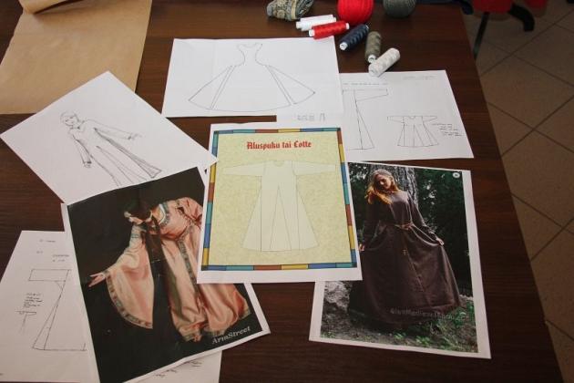 Zatańczyli w średniowiecznym stylu