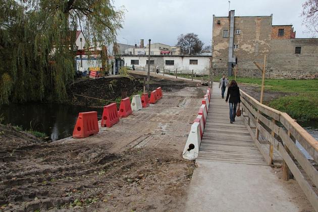 Stary most rozebrany