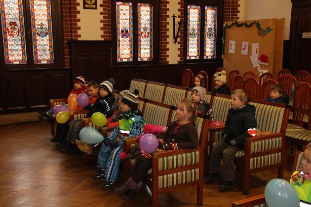 Świąteczna wizyta przedszkolaków w Ratuszu