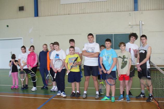 Ferie na sportowo - Halowy Turniej Tenisa Ziemnego  dla dzieci i młodzieży