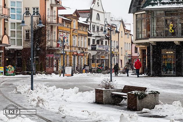 Ulica Staromiejska zimą