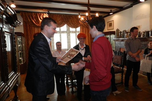 Konkurs wiedzy o zamkach i zakonie krzyżackim - wyłonieni finaliści etapu gminnego