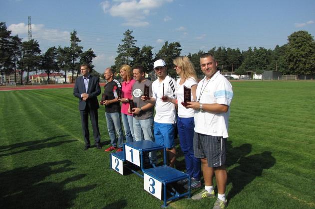 Szkolne zawody lekkoatletyczne na nowej bieżni