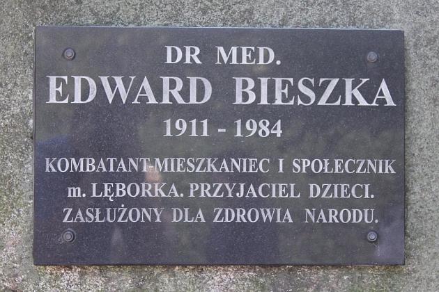 Pamięci dr. Edwarda Bieszki