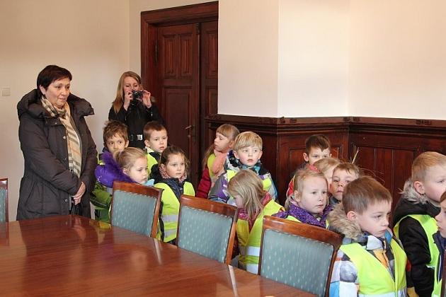 Przedszkolaki w ratuszu