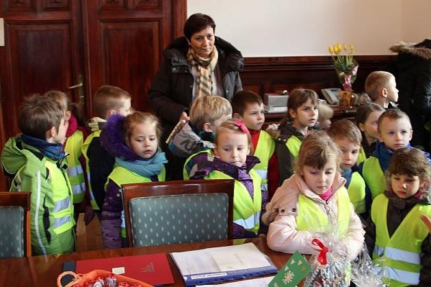 Przedszkolaki w ratuszu