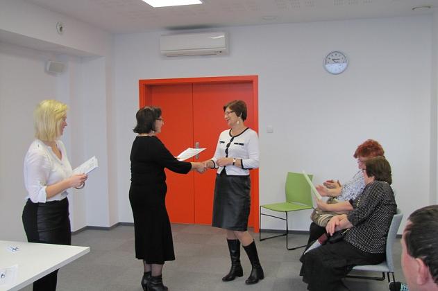 Certyfikaty ukończenia szkolenia dla uczestników projektu pn. „e-Lębork - przeciwdziałanie wykluczeniu cyfrowemu na terenie Gminy Miasto Lębork”