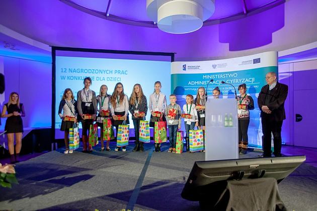 Nagroda dla uczestniczki projektu pn. „e-Lębork - przeciwdziałanie wykluczeniu cyfrowemu na terenie Gminy Miasto Lębork”