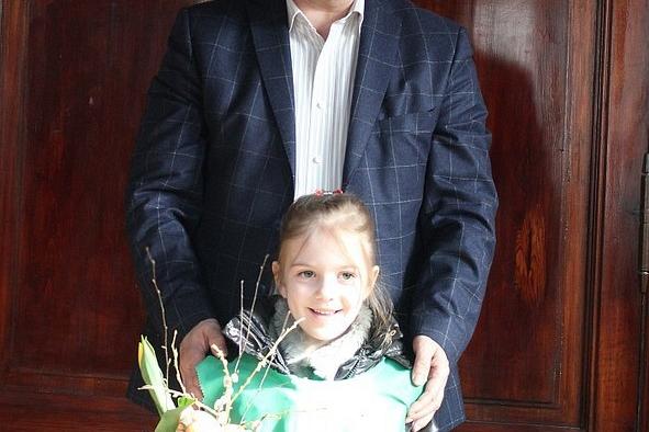 Przedszkolaki do ratusza przyniosły wiosnę