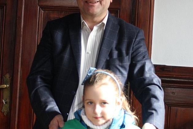 Przedszkolaki do ratusza przyniosły wiosnę