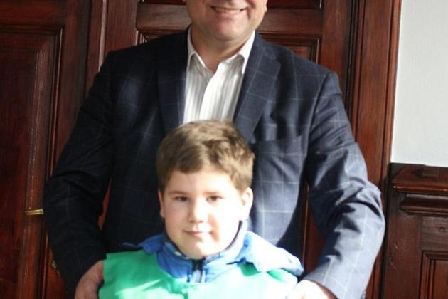 Przedszkolaki do ratusza przyniosły wiosnę