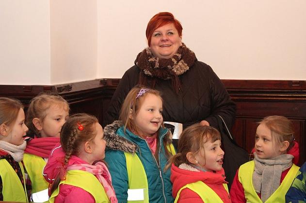 Świąteczna wizyta przedszkolaków z „piątki”