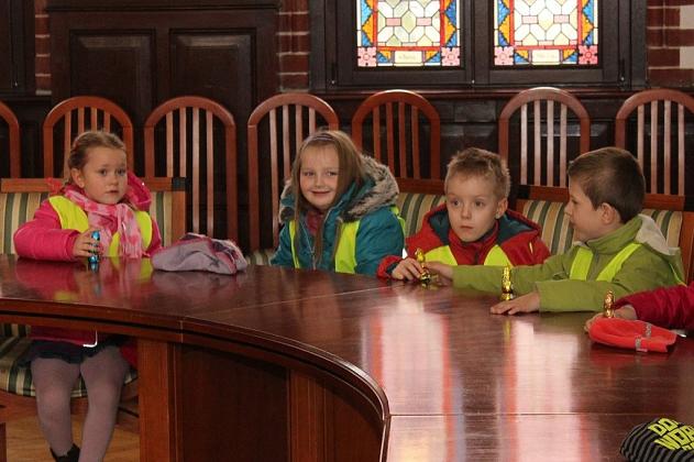 Świąteczna wizyta przedszkolaków z „piątki”