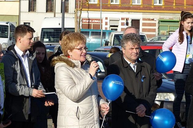 Niebieski Marsz dla Autyzmu przemaszerował przez miasto