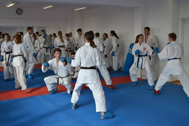 Karatecy najlepszych klubów z Pomorza w Lęborku