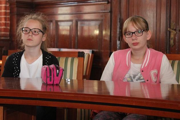 Szybko czytali o książkach i kamieniach szlachetnych