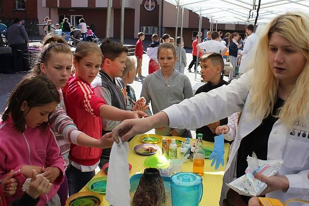 Piknik naukowy w SP 3