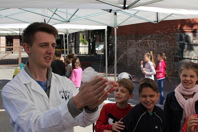 Piknik naukowy w SP 3