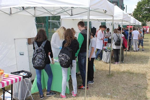 Przystępnie o naukach ścisłych na Pikniku w Gimnazjum nr 2