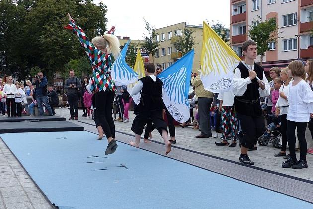 Pląsy w średniowiecznych rytmach