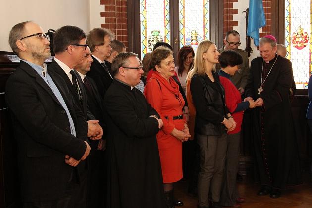 Ksiądz Biskup kolędował w ratuszu