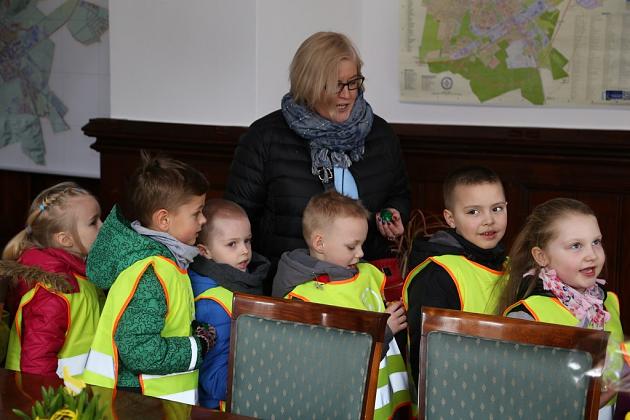 Świąteczne spotkania z przedszkolakami w ratuszu