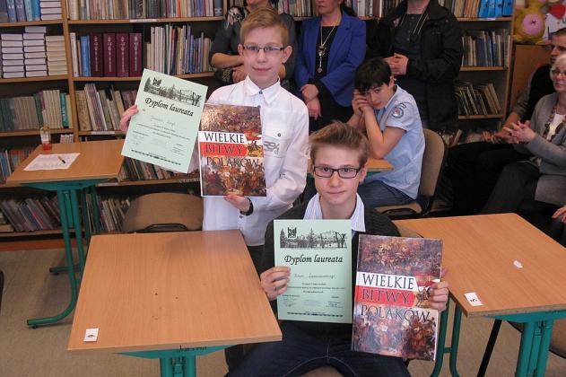 Uczniowie z Lęborka w finale Ogólnopolskiego  Konkursu  Historycznego ,,Losy żołnierza i dzieje oręża polskiego od Obertyna do Wiednia”