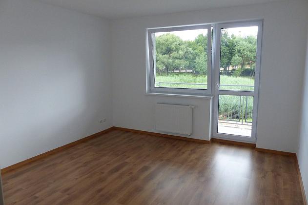 32 rodzin otrzymało klucze do nowych mieszkań przy Gierymskiego 3