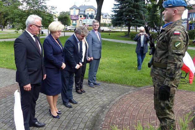 Kwiaty w Święto Wojska Polskiego