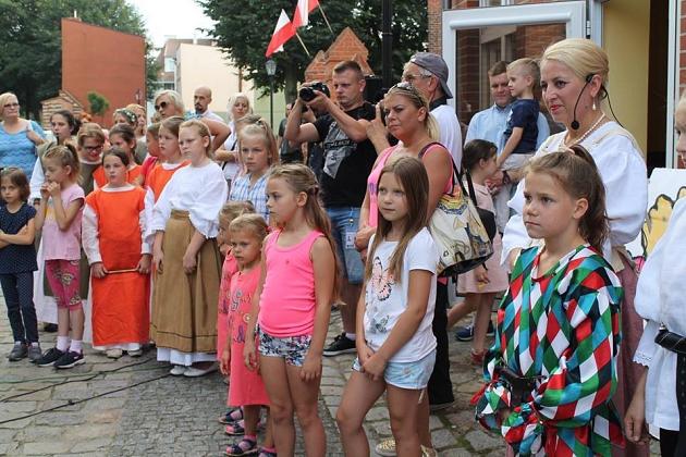 Warsztaty i pokazy tańców dawnych