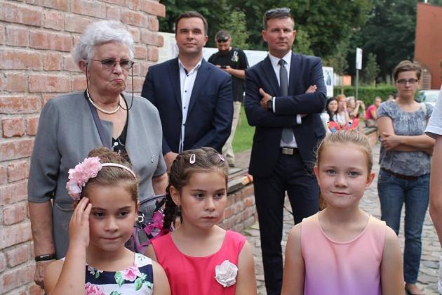 Warsztaty i pokazy tańców dawnych