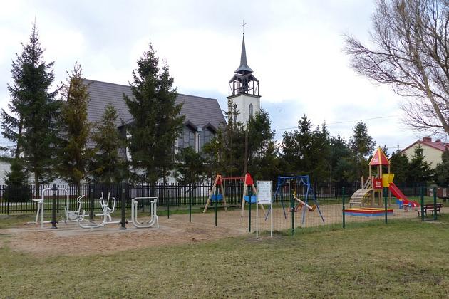 Na Ks. Gracza i w Parku im. Michalskiego stanęły siłownie zewnętrzne