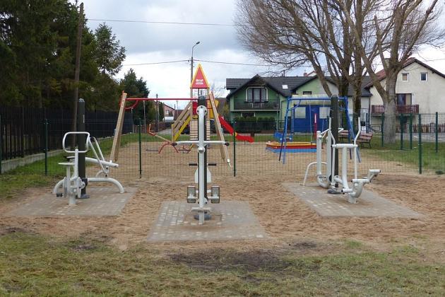 Na Ks. Gracza i w Parku im. Michalskiego stanęły siłownie zewnętrzne