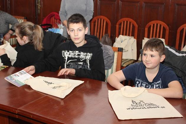 Uczniowie ze szkoły w Garczergorzu z wizytą w ratuszu