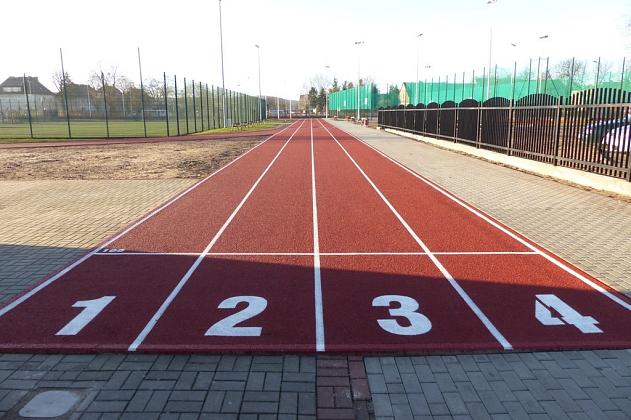 Nowe boiska i bieżnia przy Gimnazjum nr 2 i ZS nr 3