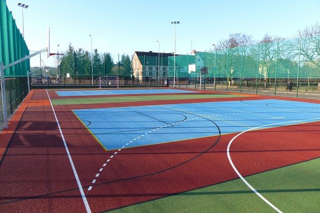 Nowe boiska i bieżnia przy Gimnazjum nr 2 i ZS nr 3