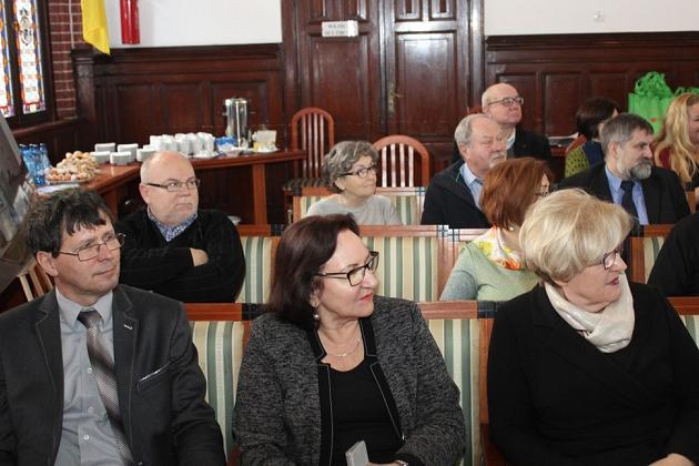 Elektrociepłownia ułatwia walkę ze smogiem. Konferencja w ratuszu