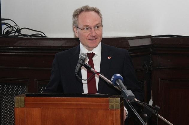 Elektrociepłownia ułatwia walkę ze smogiem. Konferencja w ratuszu