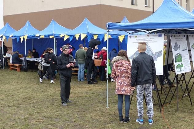 Konsultacje społeczne i piknik. Odnawiamy i ożywiamy NOWY ŚWIAT