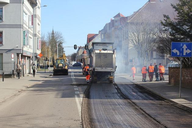 Ekspresowy remont na Armii Krajowej