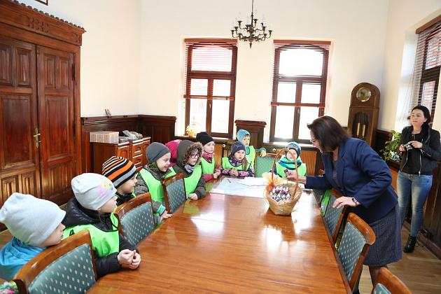 Powitali wiosnę nad rzeką Łebą