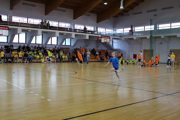 „Kto z nas lepiej i prędzej” – Konkurs Sportowy dla Szkół Podstawowych