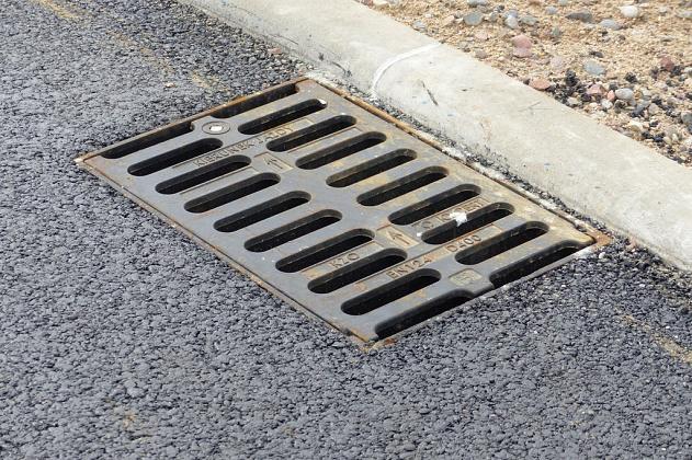 Ulica Generała Stanisława Maczka z nowym asfaltem