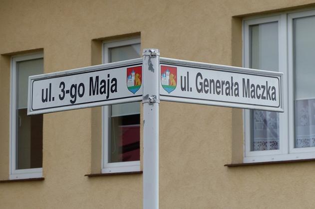 Ulica Generała Stanisława Maczka z nowym asfaltem