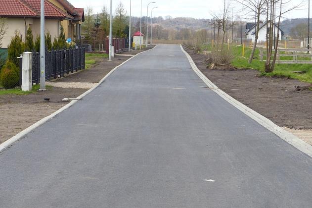 Tatrzańska z nowym asfaltem i kanalizacją deszczową