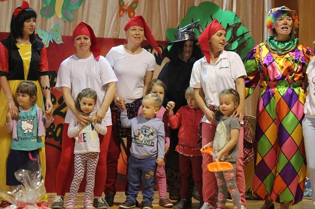 Rodzice z Przedszkola nr 2 wystawili przedstawienie 