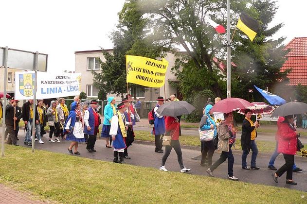 Liczna delegacja lęborskich Kaszubów na XIX Zjeździe w Rumi