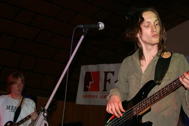 VI „Muzykalia Lęborskie” - pogo pod sceną