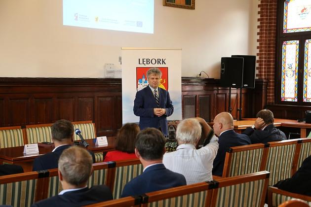 Umowa podpisana. Lębork pozyskał 21,5 mln zł na budowę Węzła przesiadkowego